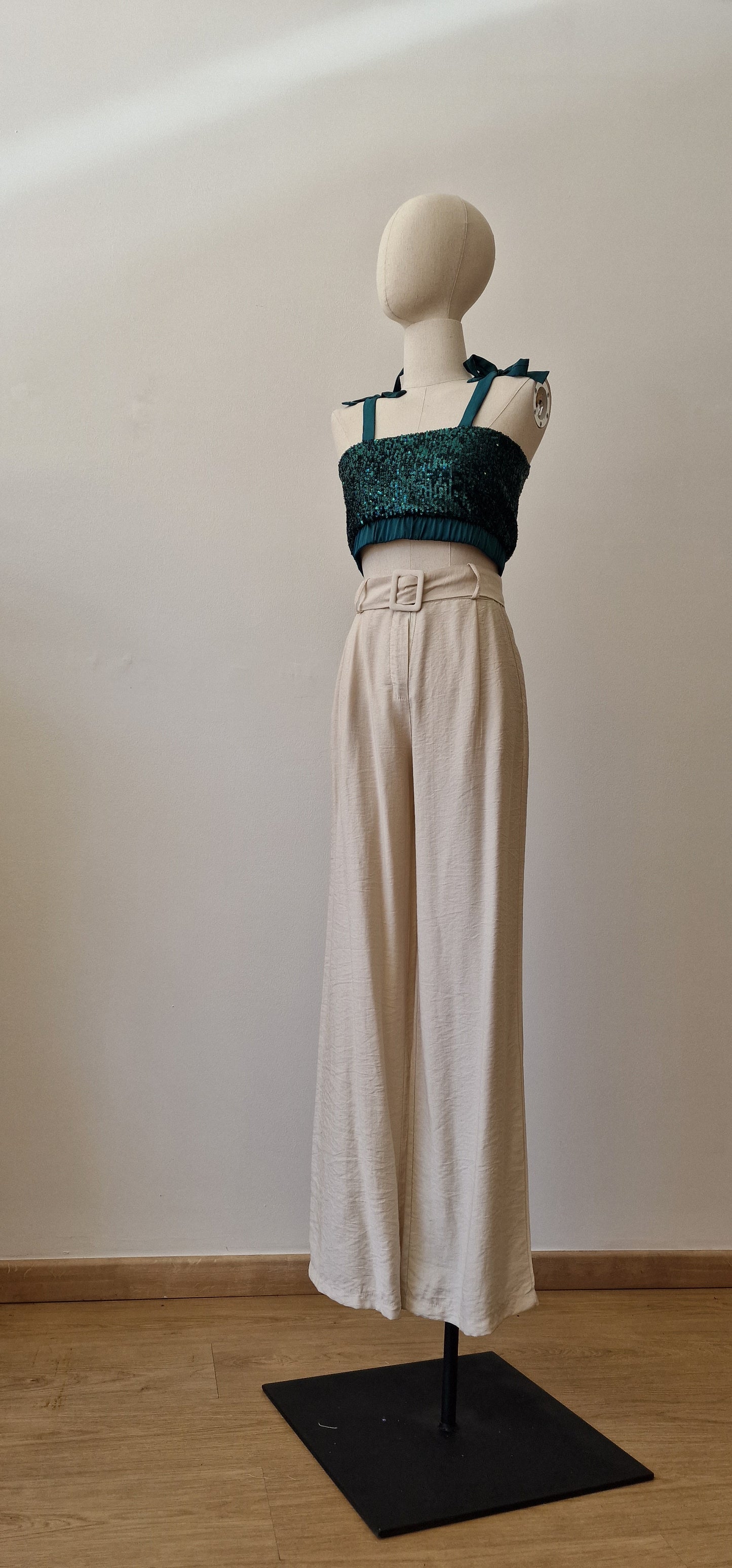 Top lantejoulas verde