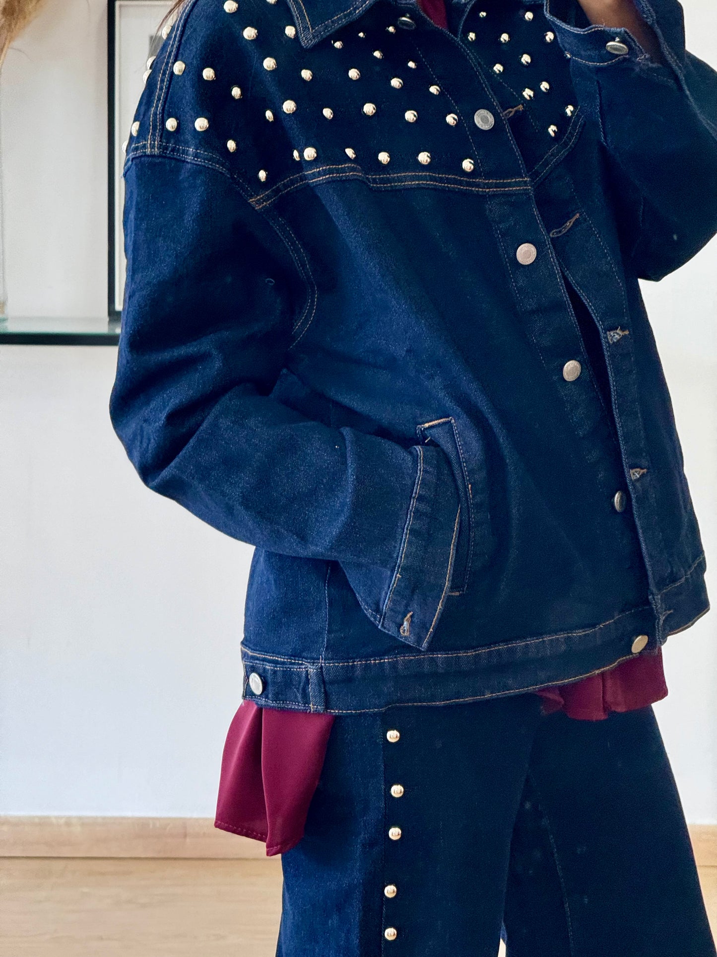 Jaqueta Denim Tachas