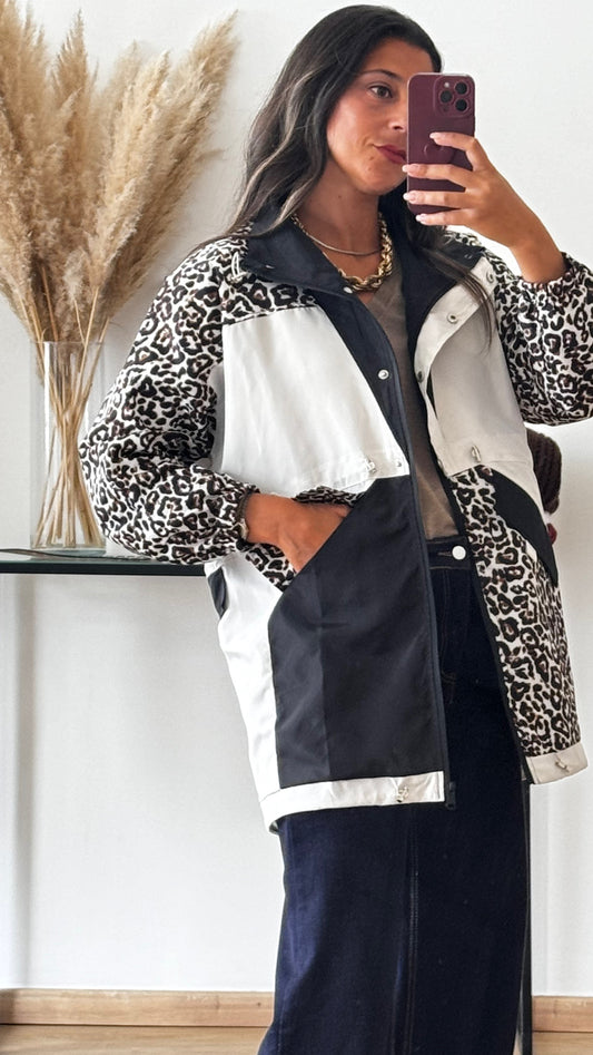 Impermeável animal print