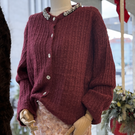 Cardigan Jewel
